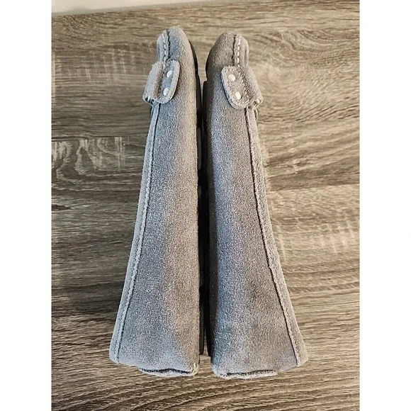 Michael Kors Suede Moccasins Logo Silver Grey Driving Flats Sz 7 - Picture 3 of 7
